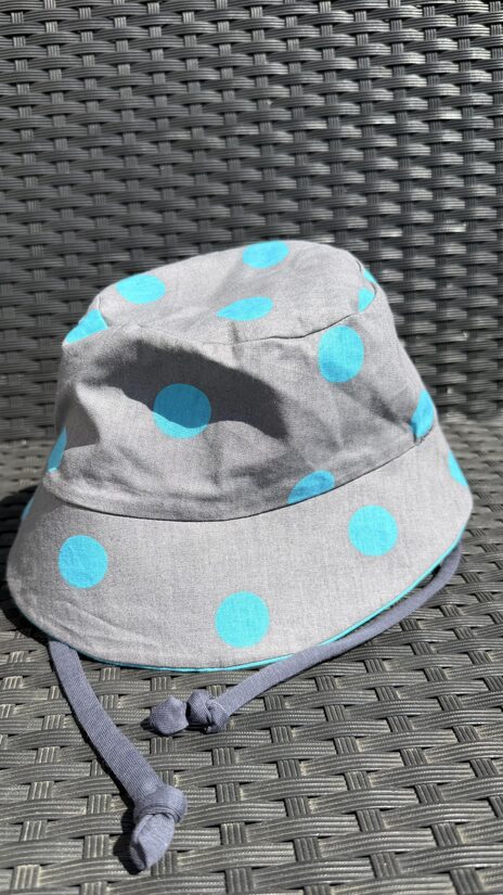 48 cm Bumbuļi uz pelēka