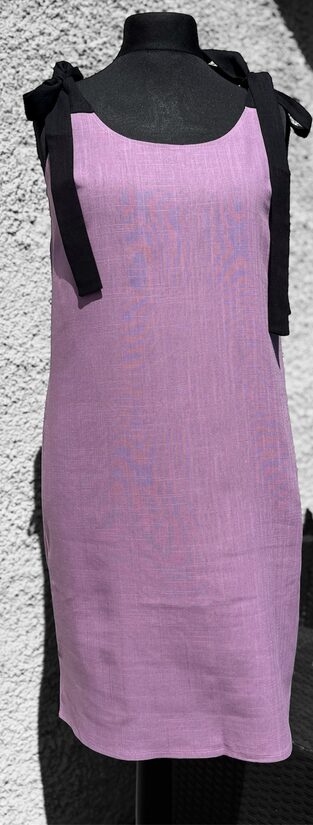 Violetīgs